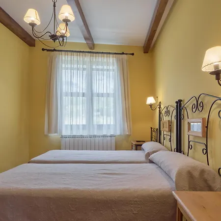 Country house C T R *