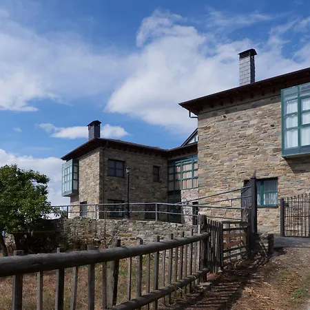 C T R Country house *