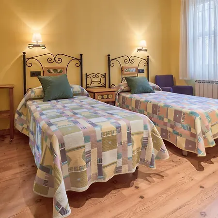 Country house C T R *